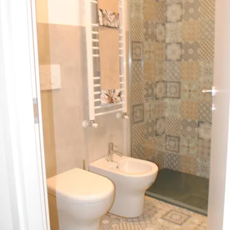 Casa Gaeta 2 *