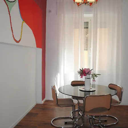 Casa Gaeta 2 *
