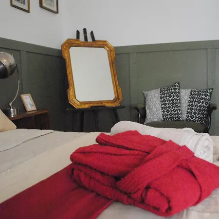 Casa Gaeta 2 公寓 *